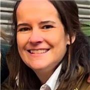 Profesora de secundaria se ofrece para dar clases de refuerzo en matemáticas y lengua castellana